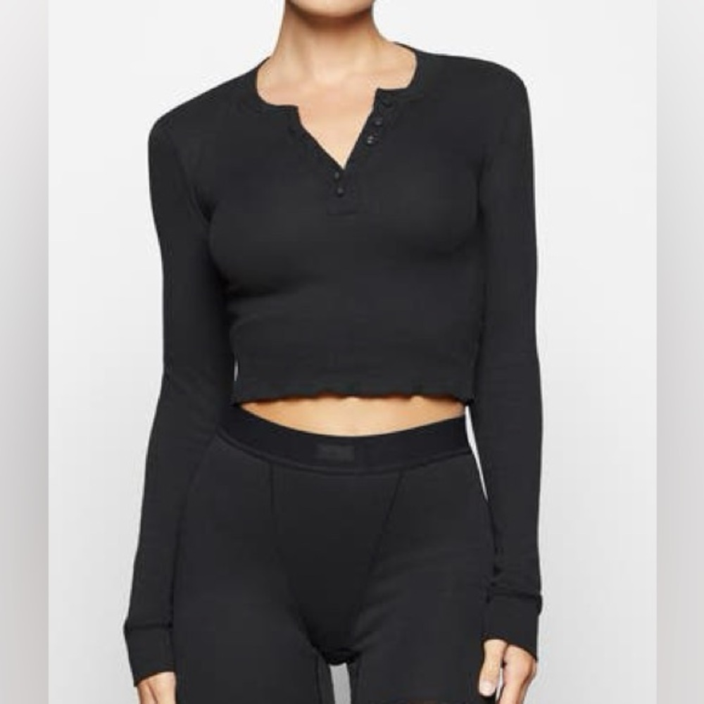 Skims long sleeve crop Henley